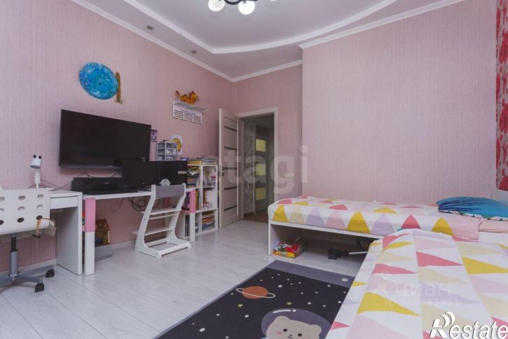 3-комн квартира б-р Ибрагимова, 32,  д. 32