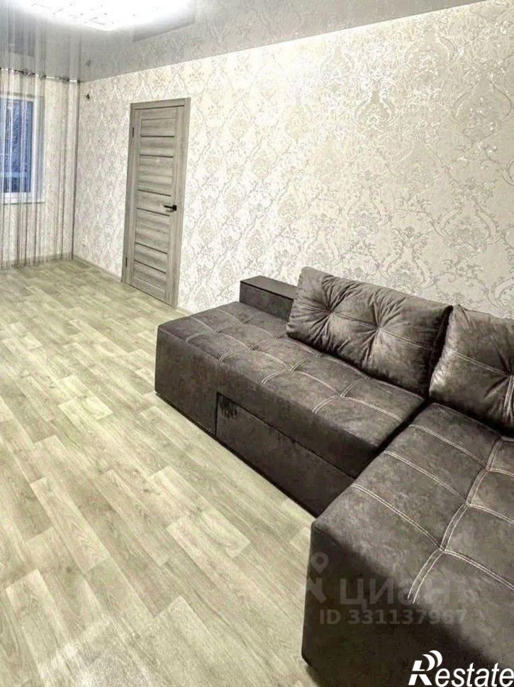 2-комн квартира пр-кт Октября, 93,  д. 93