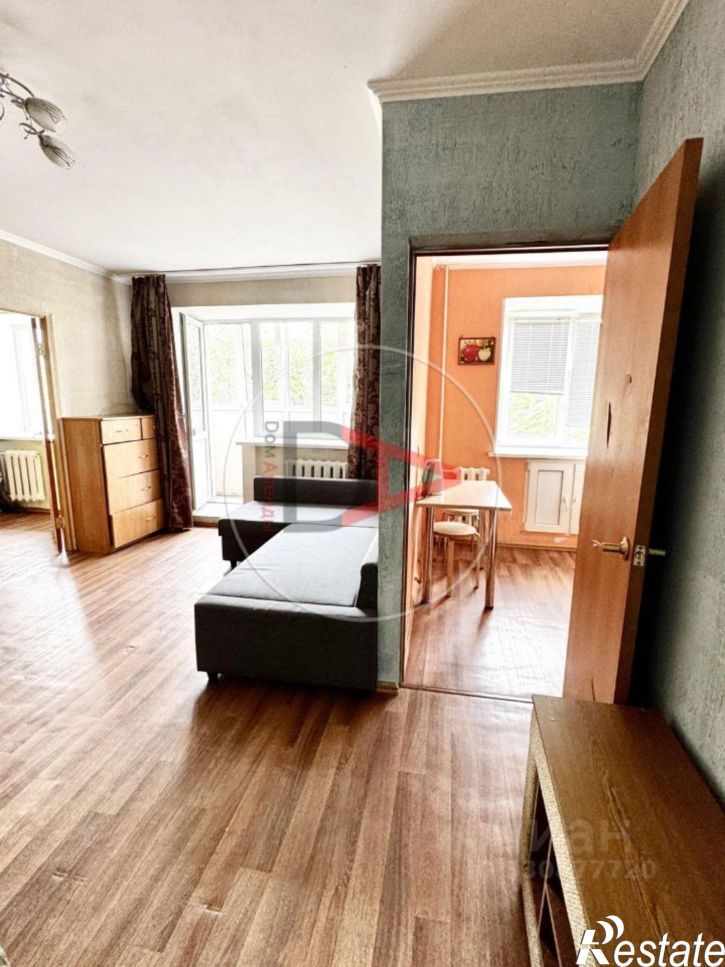 2-комн квартира пр-кт Октября, 61,  д. 61