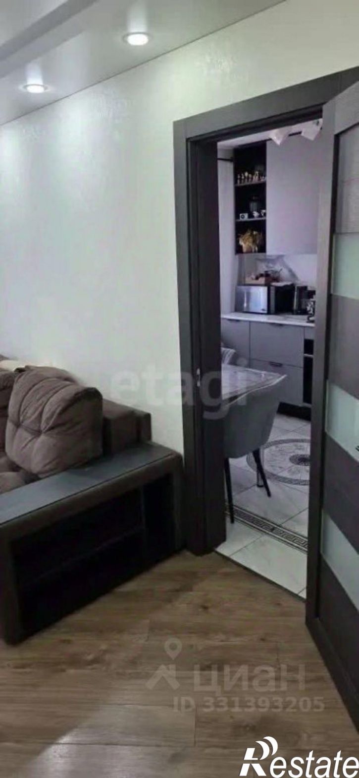 3-комн квартира ул Ахметова, 318/1,  д. 318/1