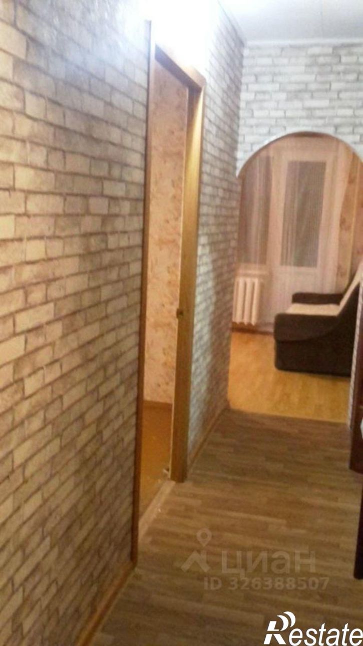3-комн квартира ул Авроры, 27,  д. 27