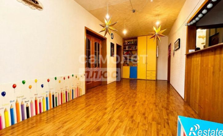 4-комн квартира ул Цюрупы, 130,  д. 130
