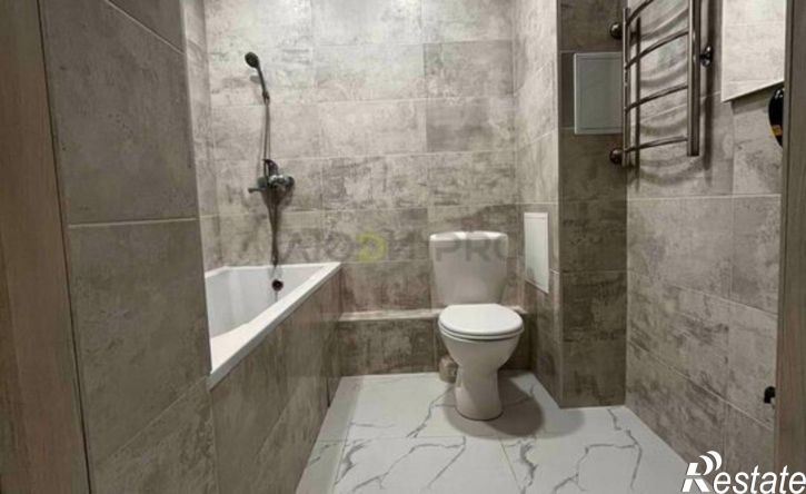 3-комн квартира ул Дмитрия Купцова, 2,  д. 2