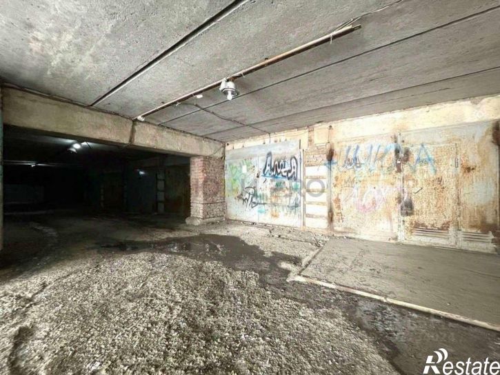 Гараж/парковка пр-кт Октября, 37/4,  д. 37/4
