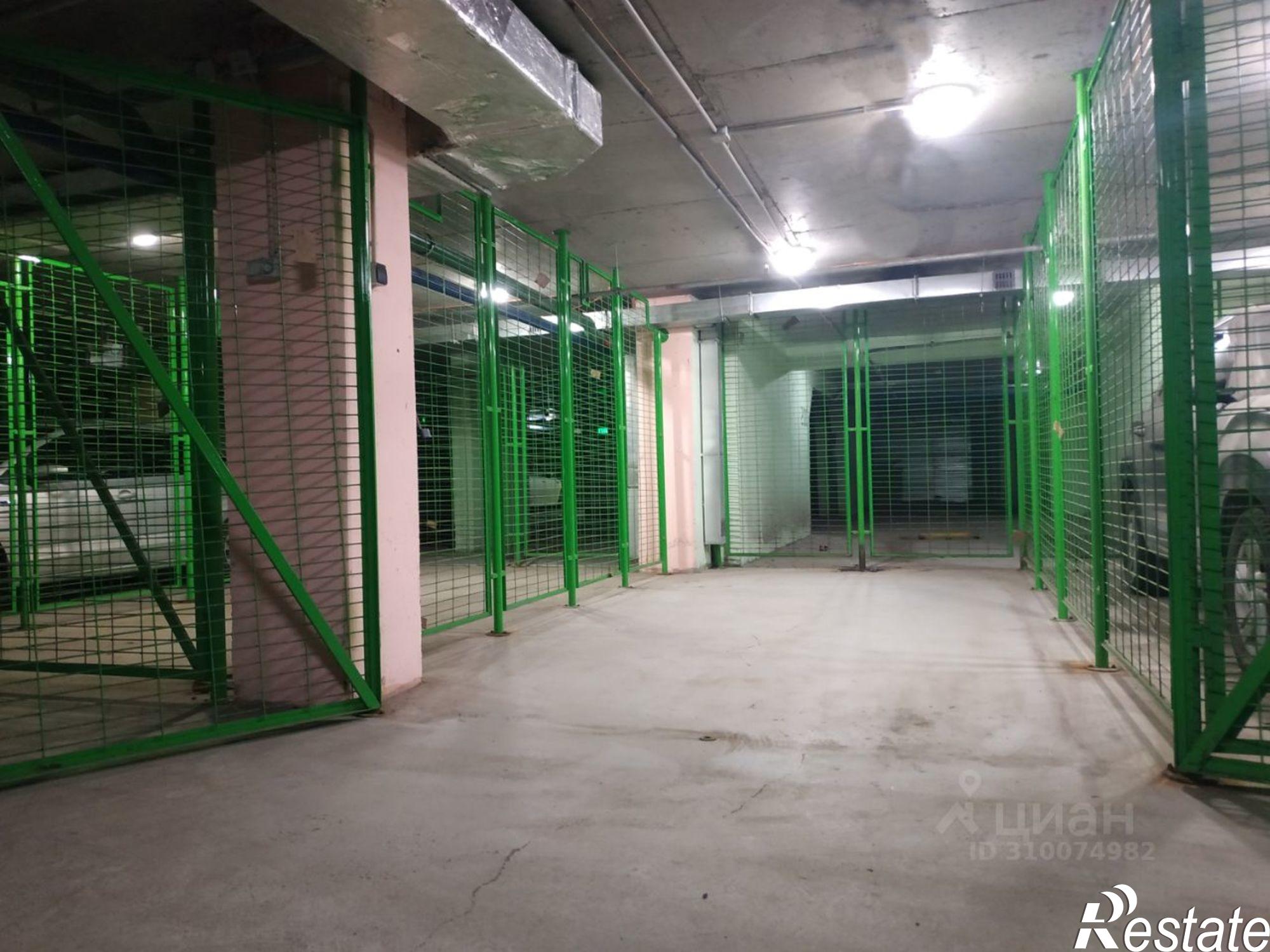Сдать гараж, место в паркинге за 4 501 рублей на ул Проломная, 16