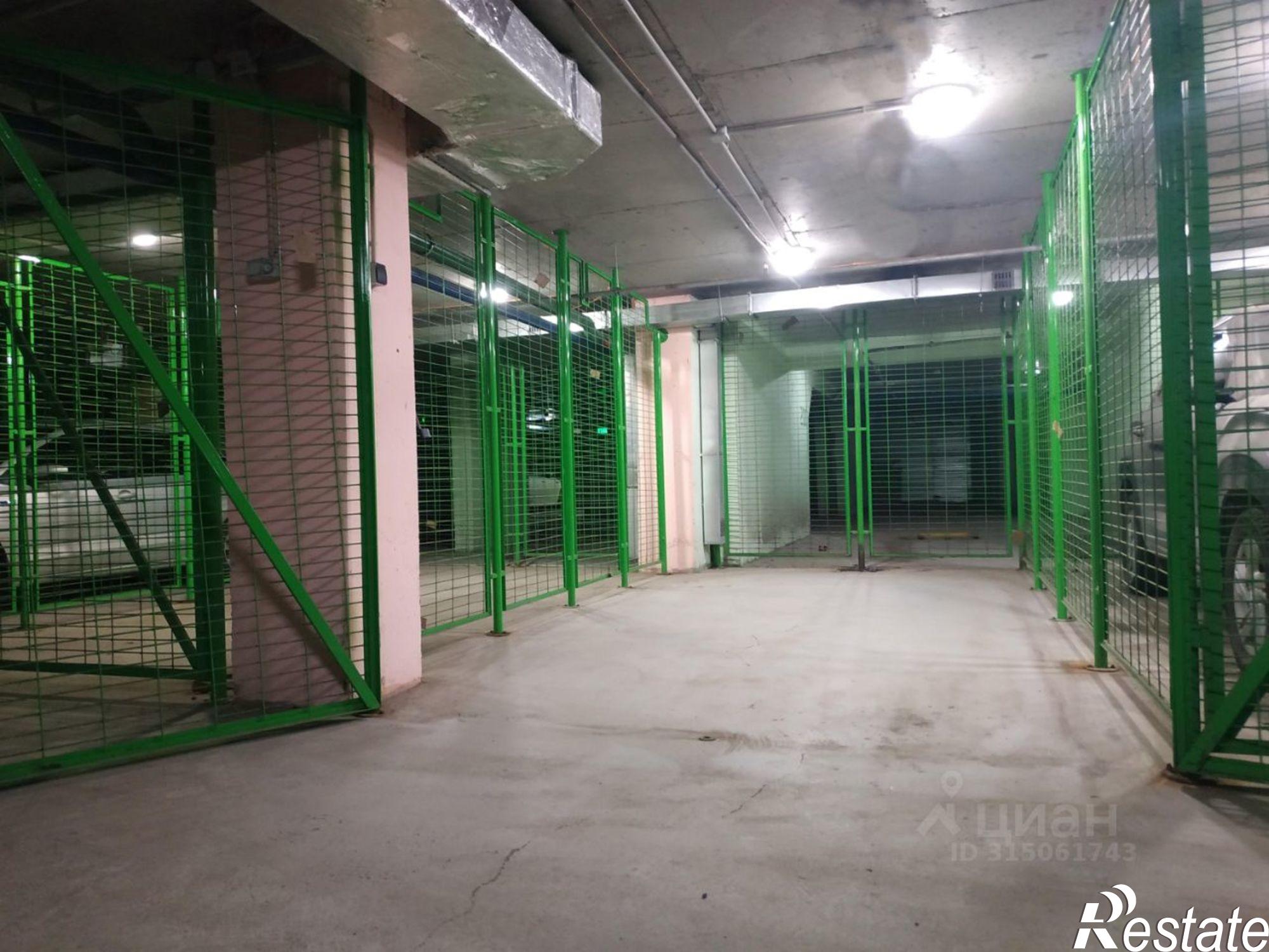 Сдать гараж, место в паркинге за 4 501 рублей на ул Проломная, 16