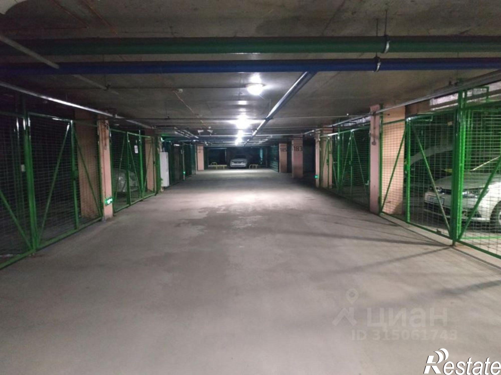 Сдать гараж, место в паркинге за 4 501 рублей на ул Проломная, 16
