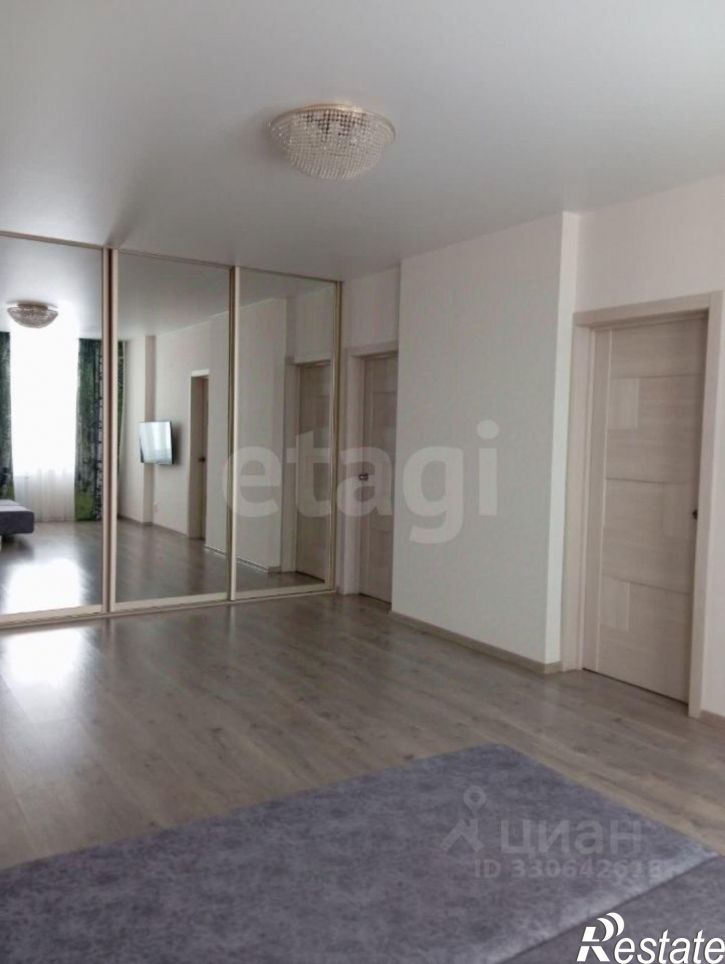 3-комн квартира ул Рихарда Зорге, 63/5,  д. 63/5