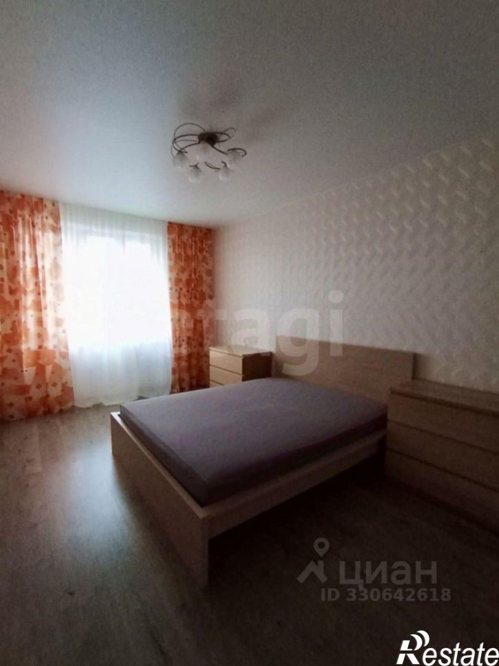 3-комн квартира ул Рихарда Зорге, 63/5,  д. 63/5