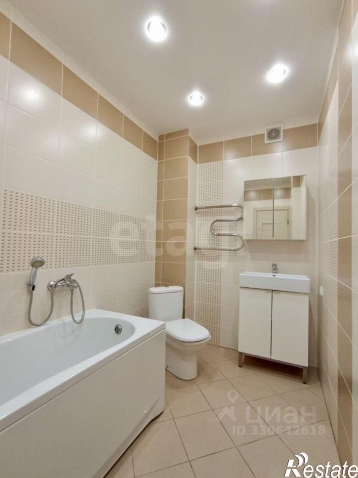 3-комн квартира ул Рихарда Зорге, 63/5,  д. 63/5
