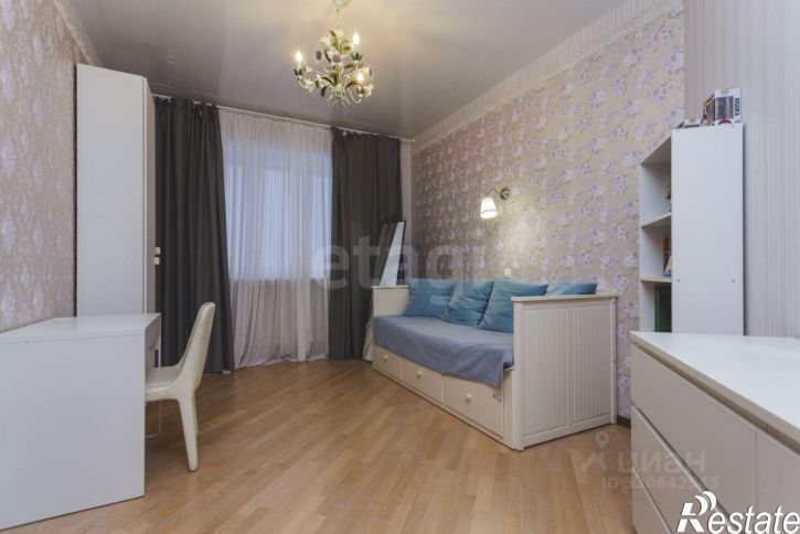 4-комн квартира пр-кт Октября, 109/1,  д. 109/1