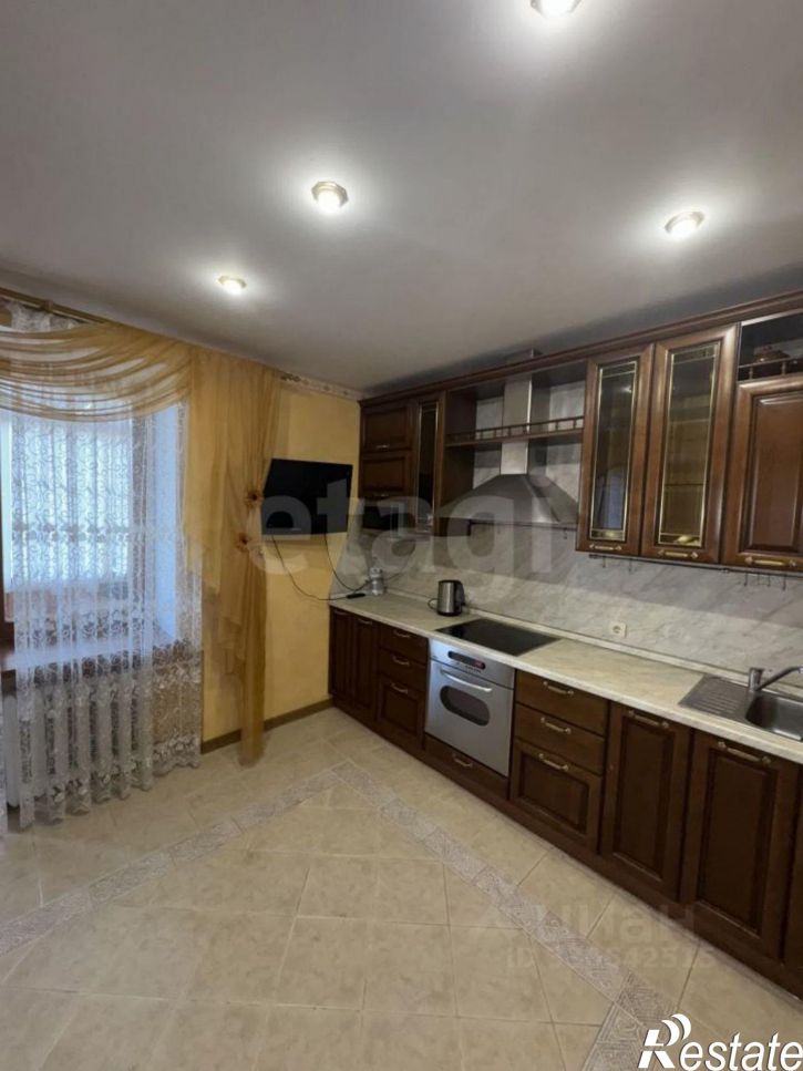 2-комн квартира ул Братьев Кадомцевых, 12/2,  д. 12/2