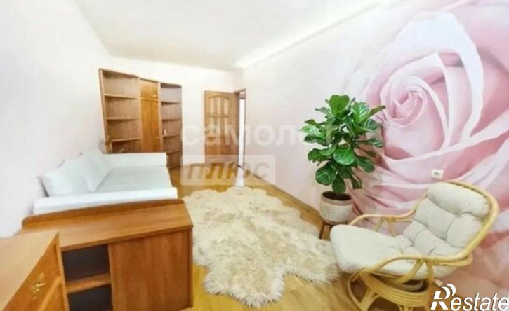 3-комн квартира ул Цюрупы, 130,  д. 130