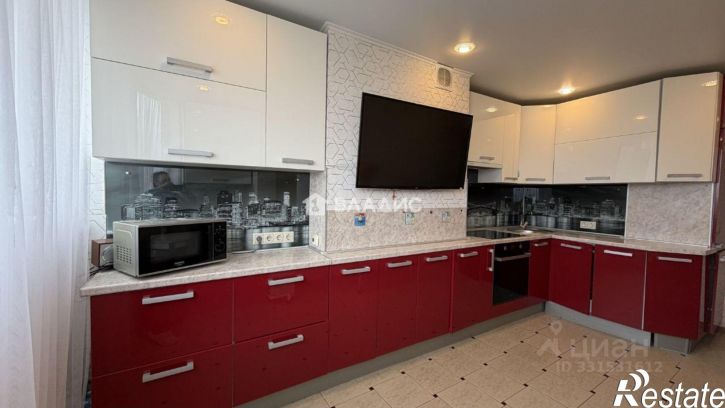 3-комн квартира ул Степана Злобина, 38/2,  д. 38/2