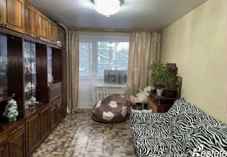 3-комн квартира ул Адмирала Ушакова, 68,  д. 68