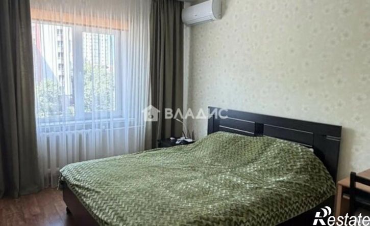 3-комн квартира ул Российская, 25,  д. 25