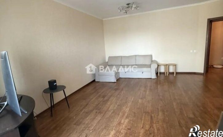 3-комн квартира ул Российская, 25,  д. 25