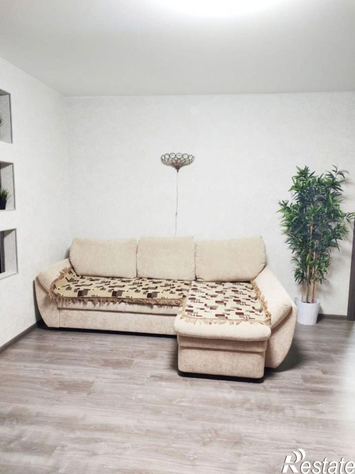 2-комн квартира ул Якуба Коласа, 26,  д. 26