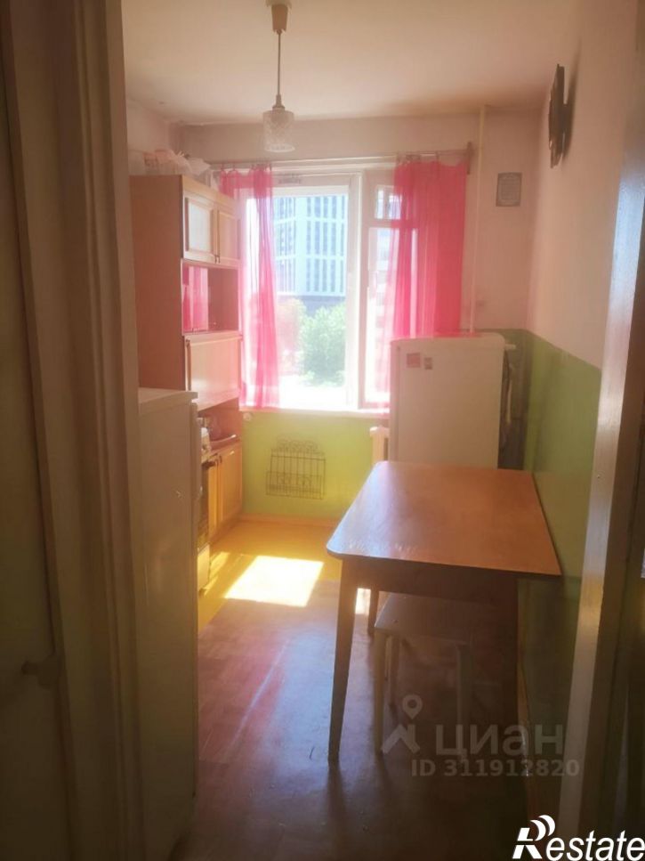 2-комн квартира улица Бехтерева, 12,  д. 12