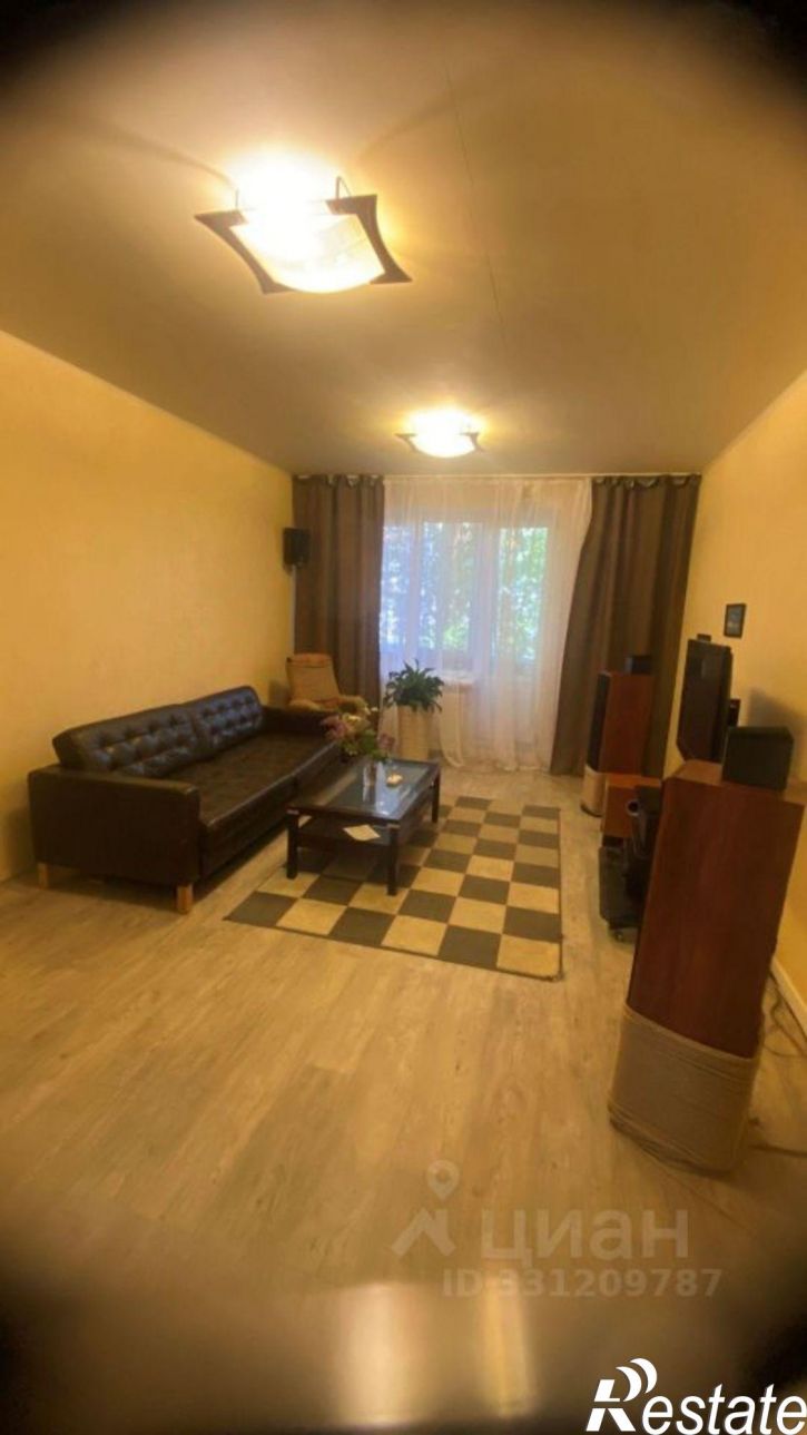3-комн квартира ул Зайнаб Биишевой, 11,  д. 11