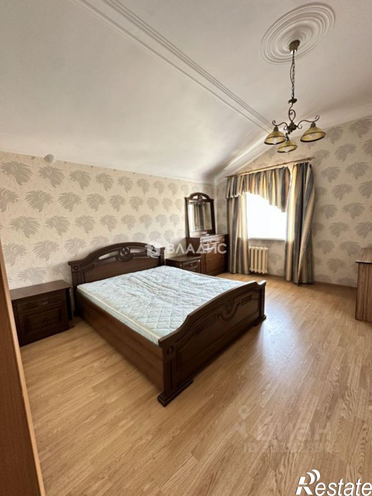 2-комн квартира ул Революционная, 92/4,  д. 92/4
