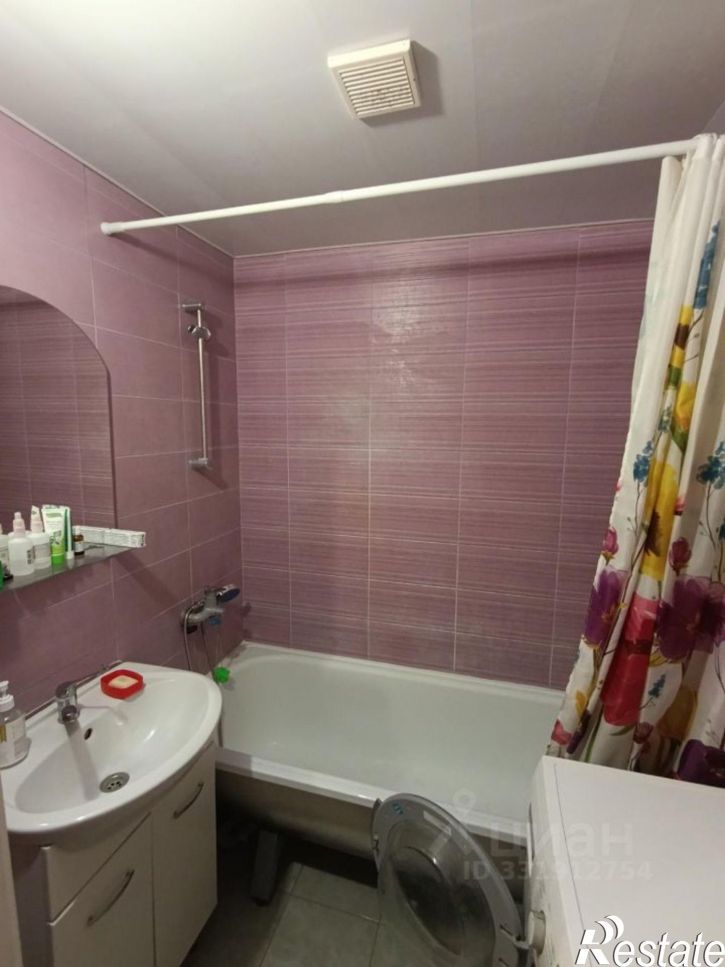 3-комн квартира ул Степана Кувыкина, 35,  д. 35