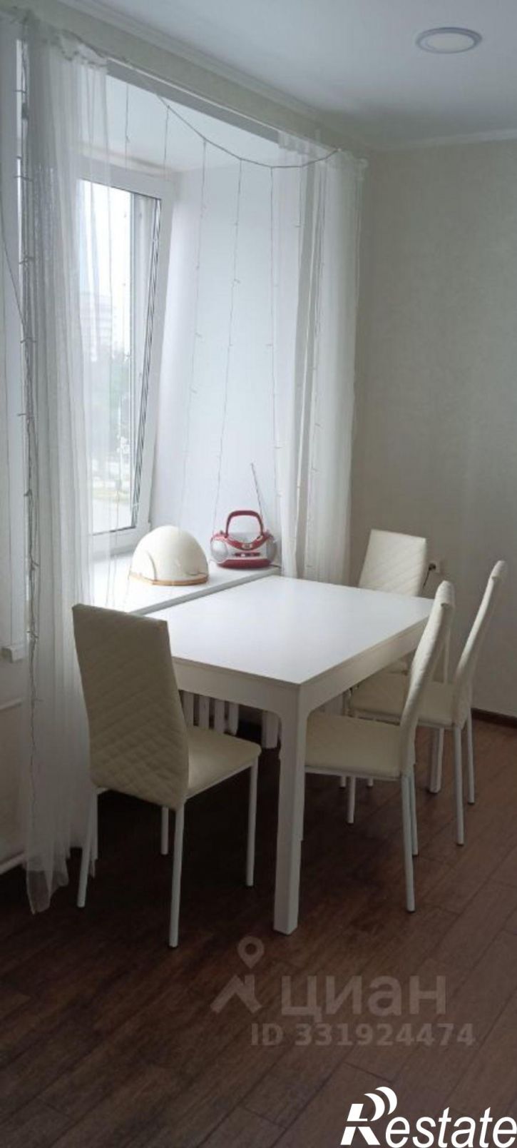 3-комн квартира ул Софьи Перовской, 54,  д. 54