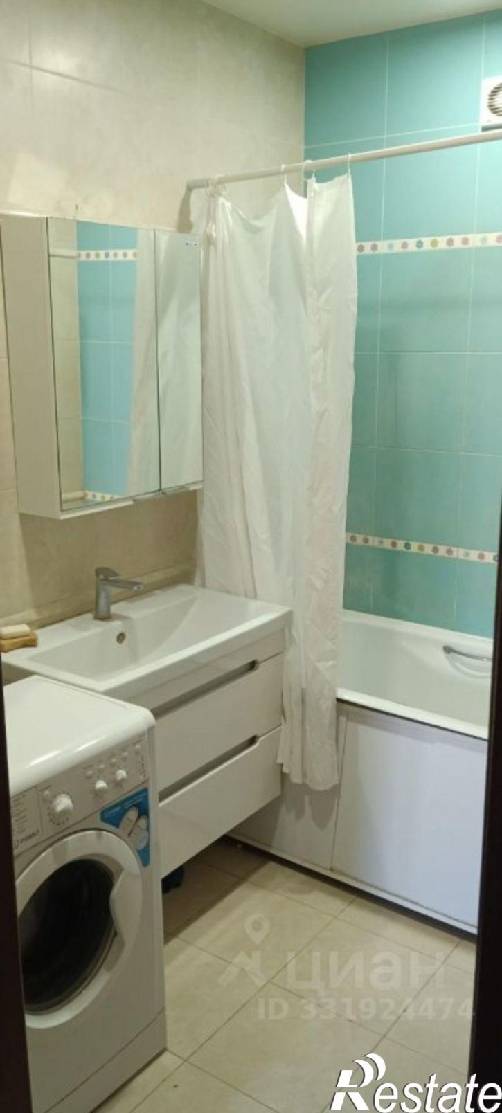 3-комн квартира ул Софьи Перовской, 54,  д. 54