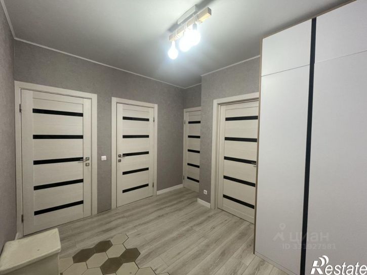 3-комн квартира ул Маршала Жукова, 1,  д. 1