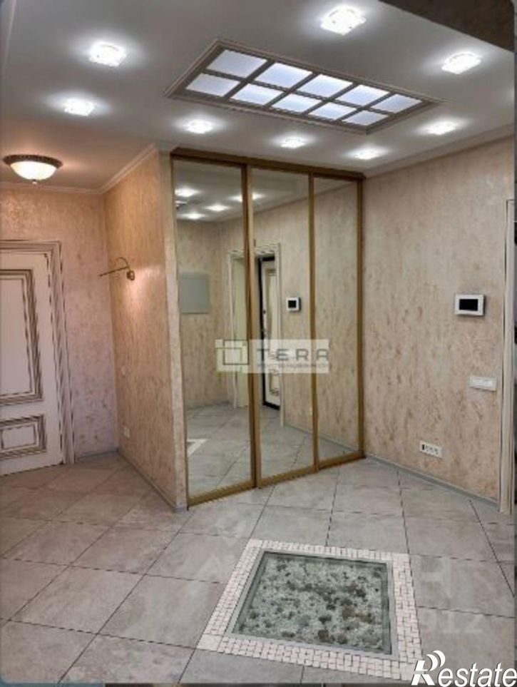 4-комн квартира ул Крупской, 4,  д. 4
