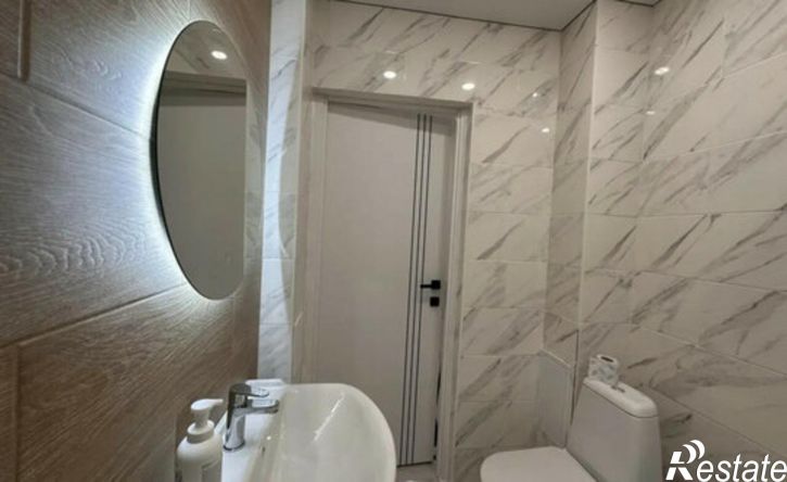 2-комн квартира ул Генерала Ишбулатова, 8/2,  д. 8/2