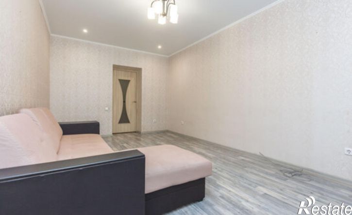 2-комн квартира ул Евгения Столярова, 4,  д. 4