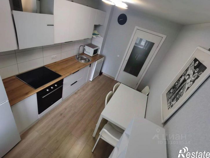 3-комн квартира Интернациональная улица, 19,  д. 19