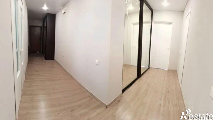3-комн квартира Интернациональная улица, 19,  д. 19