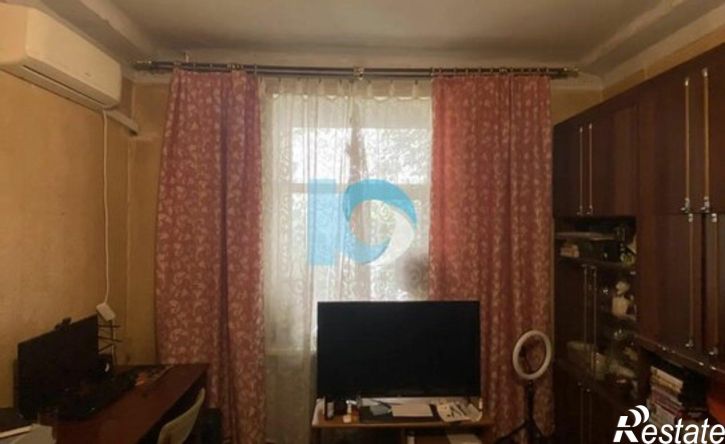 4-комн квартира ул Конституции, 13,  д. 13
