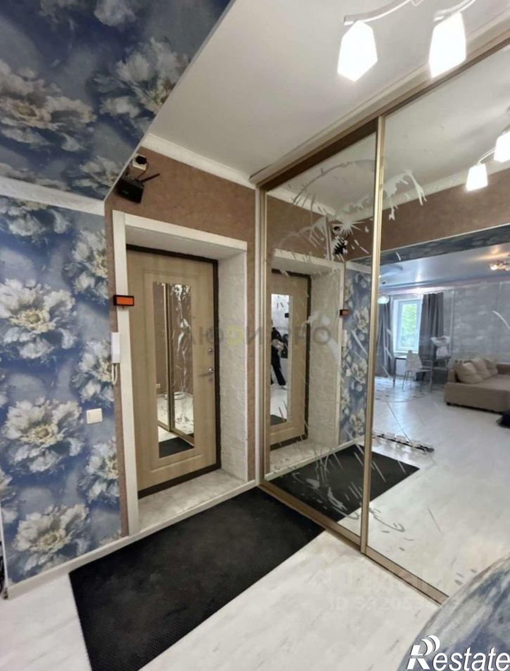 2-комн квартира ул Коммунистическая, 87,  д. 87
