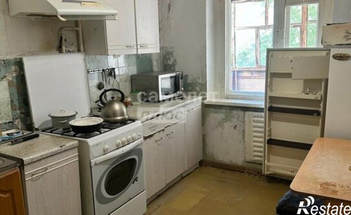5-комн квартира ул Адмирала Ушакова, 84,  д. 84