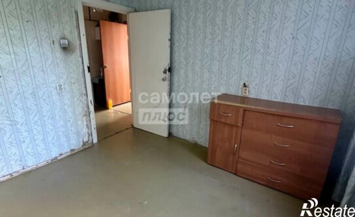 5-комн квартира ул Адмирала Ушакова, 84,  д. 84