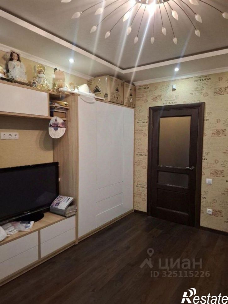 4-комн квартира ул Российская, 60,  д. 60