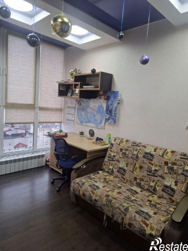 4-комн квартира ул Российская, 60,  д. 60