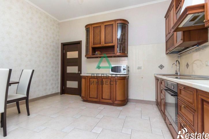 3-комн квартира ул Достоевского, 64,  д. 64