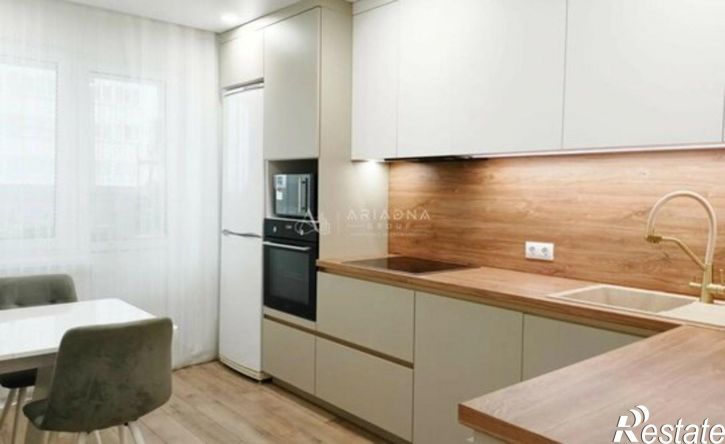 2-комн квартира ул Генерала Ишбулатова, 8/2,  д. 8/2