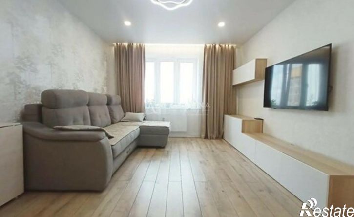 2-комн квартира ул Генерала Ишбулатова, 8/2,  д. 8/2