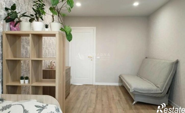 2-комн квартира ул Генерала Ишбулатова, 8/2,  д. 8/2