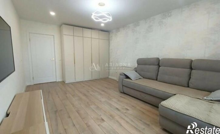 2-комн квартира ул Генерала Ишбулатова, 8/2,  д. 8/2