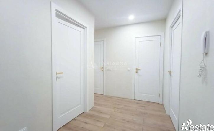 2-комн квартира ул Генерала Ишбулатова, 8/2,  д. 8/2