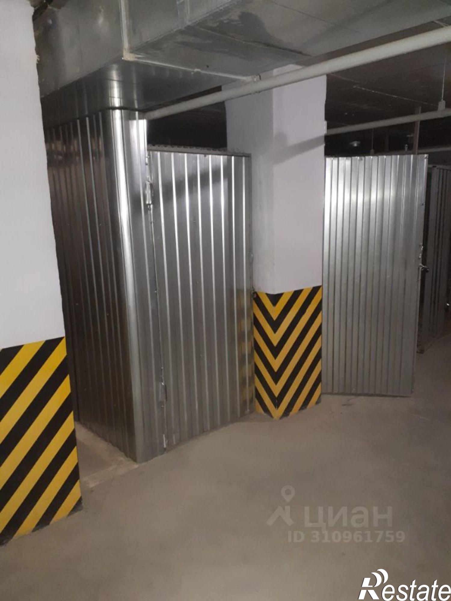 Сдать складское помещение за 1 000 рублей на ул Коммунистическая, 78