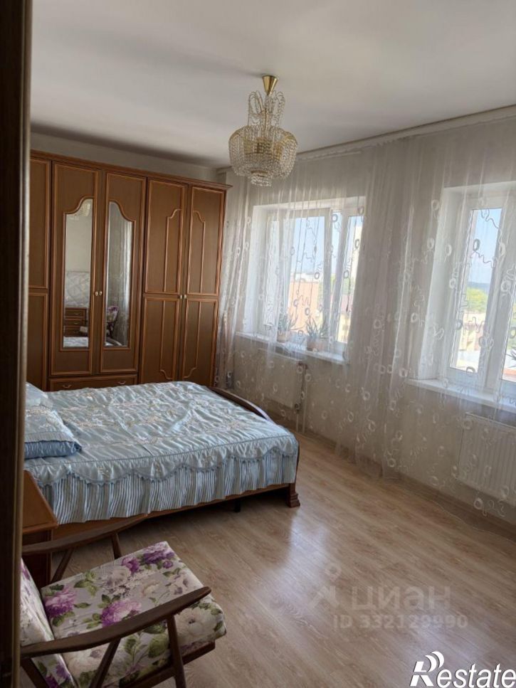 3-комн квартира ул Революционная, 96/5,  д. 96/5