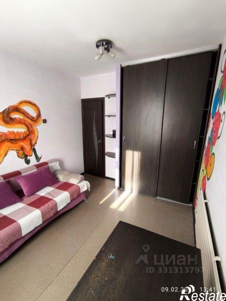 4-комн квартира улица Бессонова, 31,  д. 31
