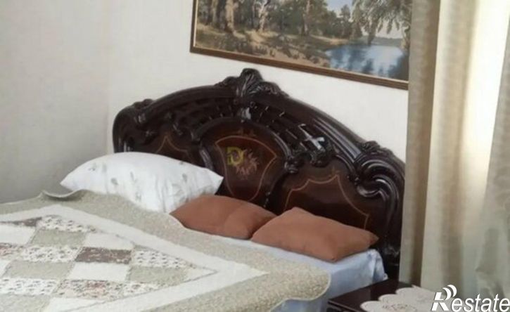 2-комн квартира ул Академика Сулейманова, 12,  д. 12
